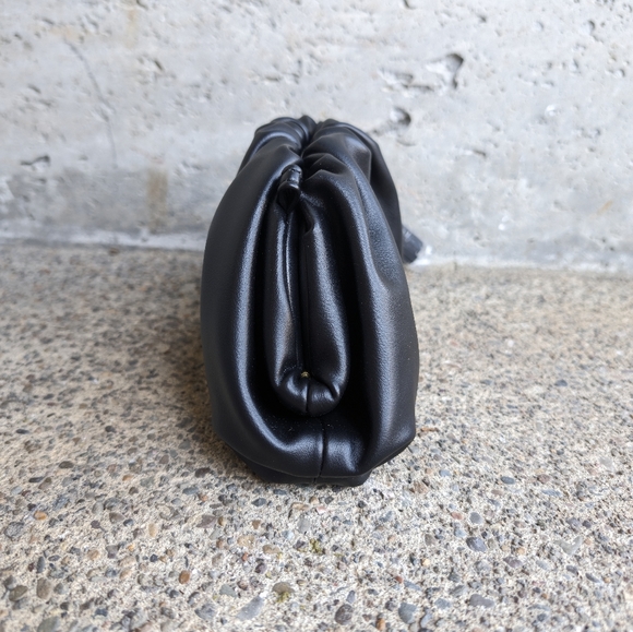 Bundle of 2 Leather Clutch with Tassel - Picture 11 of 16